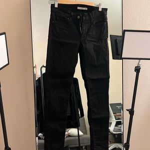Levi’s Black Staple Jeans